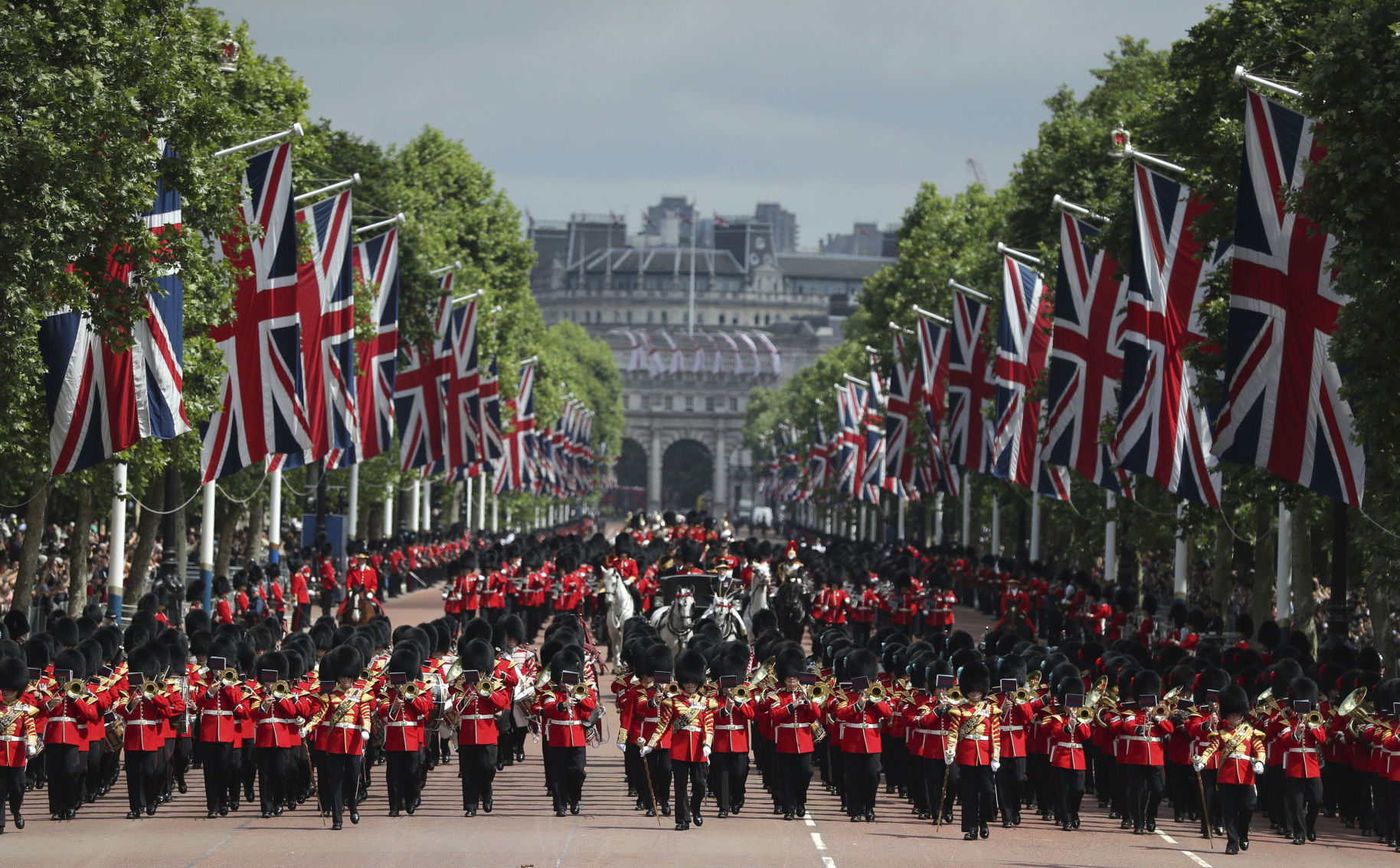 Britain Queen Parade (copy)
